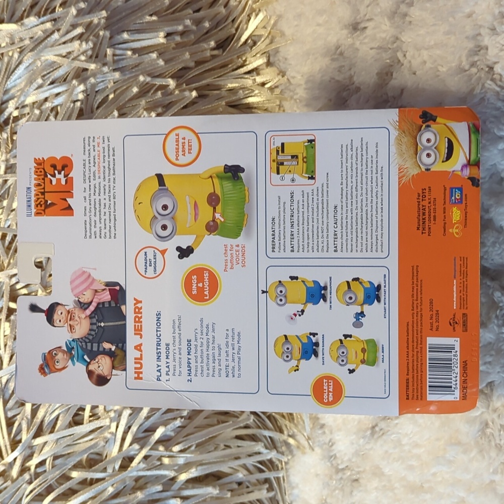 Minions HULA JERRY, Despicable Me 3, NIB - Picture 3 of 6